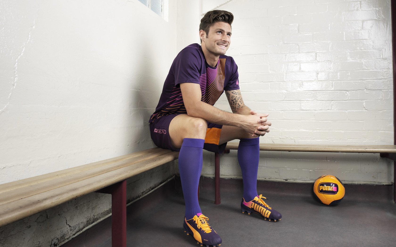 赛前热身：运动员的专业准备过程揭秘，运动员做哪些赛前准备